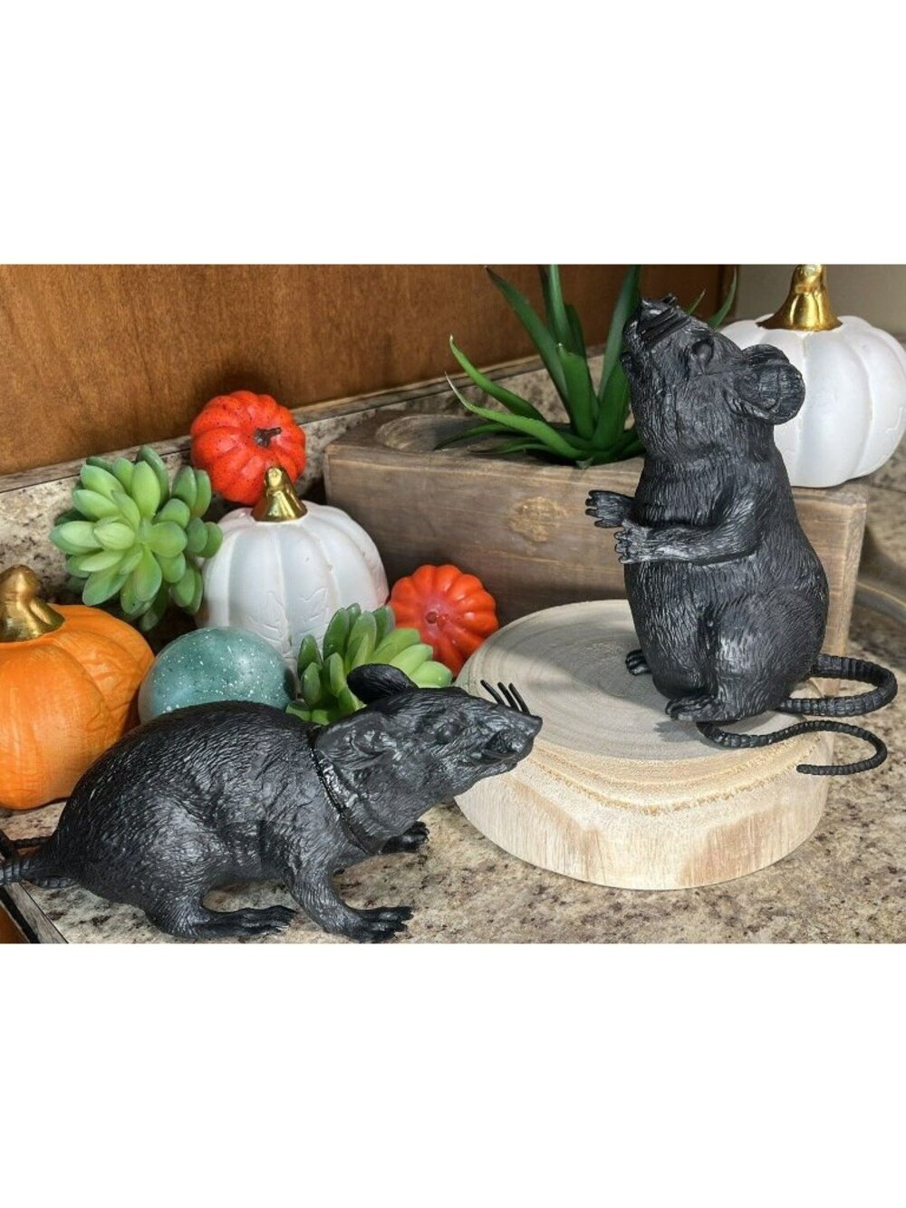 2x Realistic Rats Fake Halloween Plastic Black Rats Squeaker Fake Rat S5